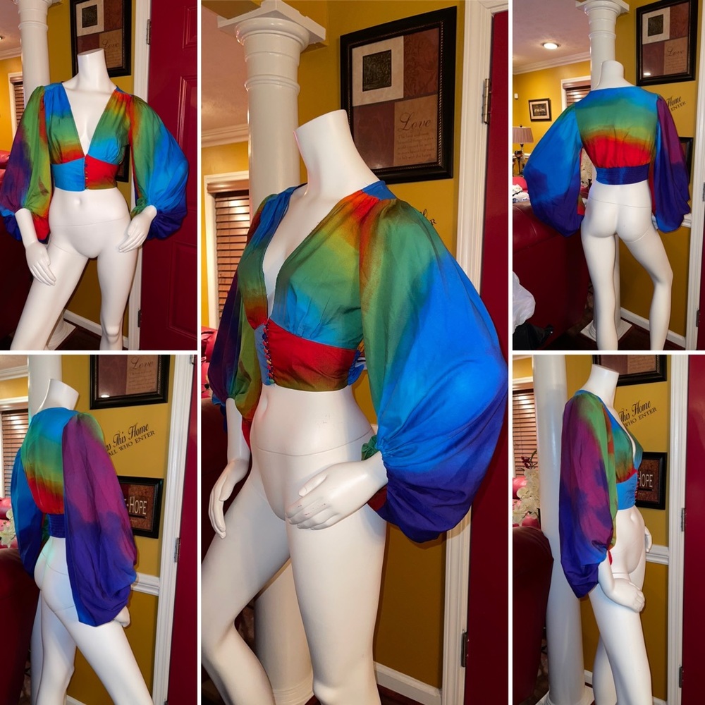 Balloon Sleeves Crop Top